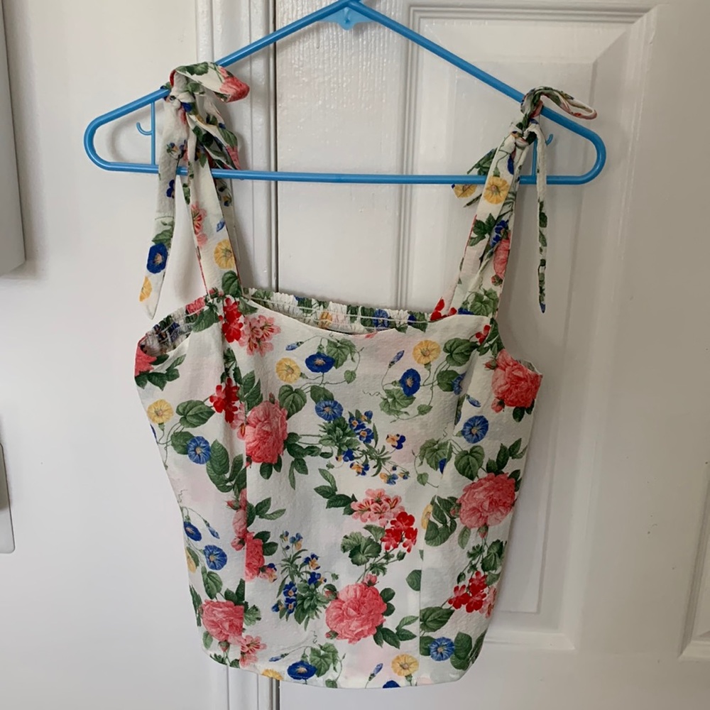 Floral crop with tie shoulders